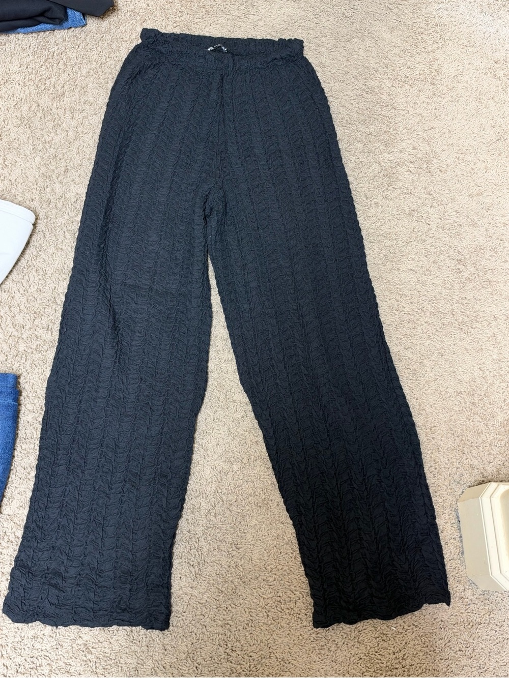 Zara Black Textured Wide-Leg Pants